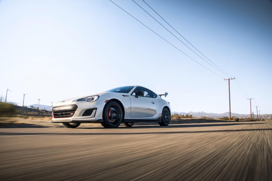  Subaru BRZ tS (ZC6) 2017 года  (NA) (фото 10 из 22)